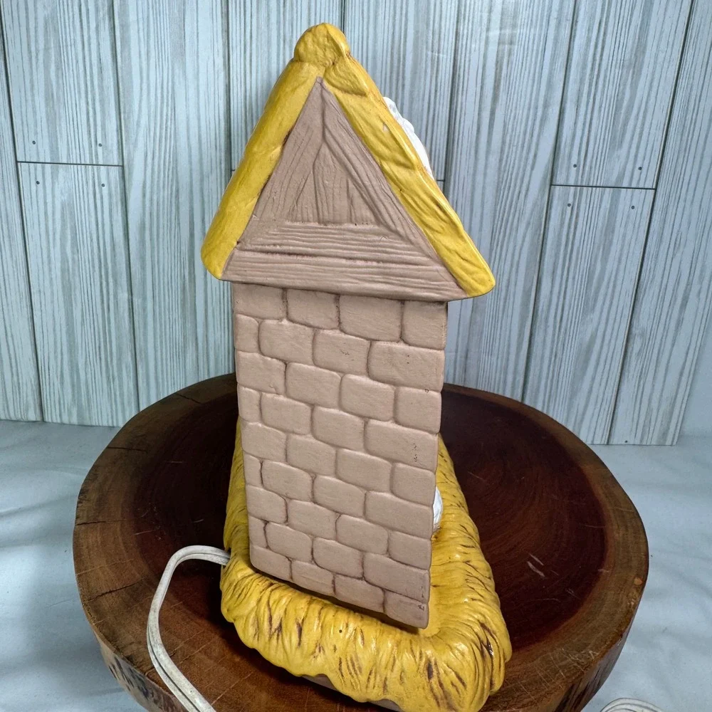 Vintage 1988 Hand Painted Ceramic Lighted Nativity Scene Stable Baby Jesus 1980s